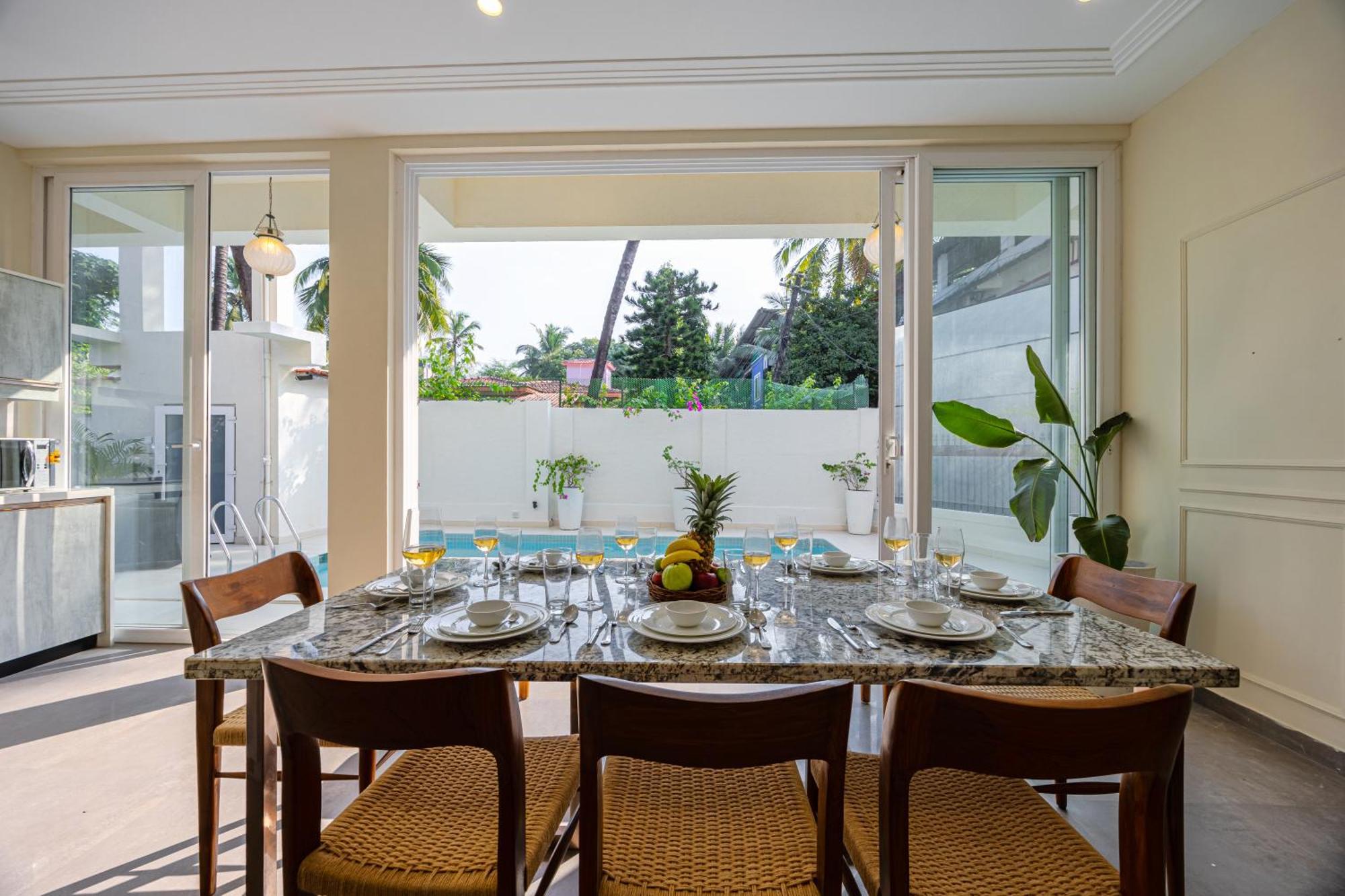Elivaas 4 Bhk Villa Near Beach With Private Pool & Bar - Casa Boa Vida Candolim Buitenkant foto