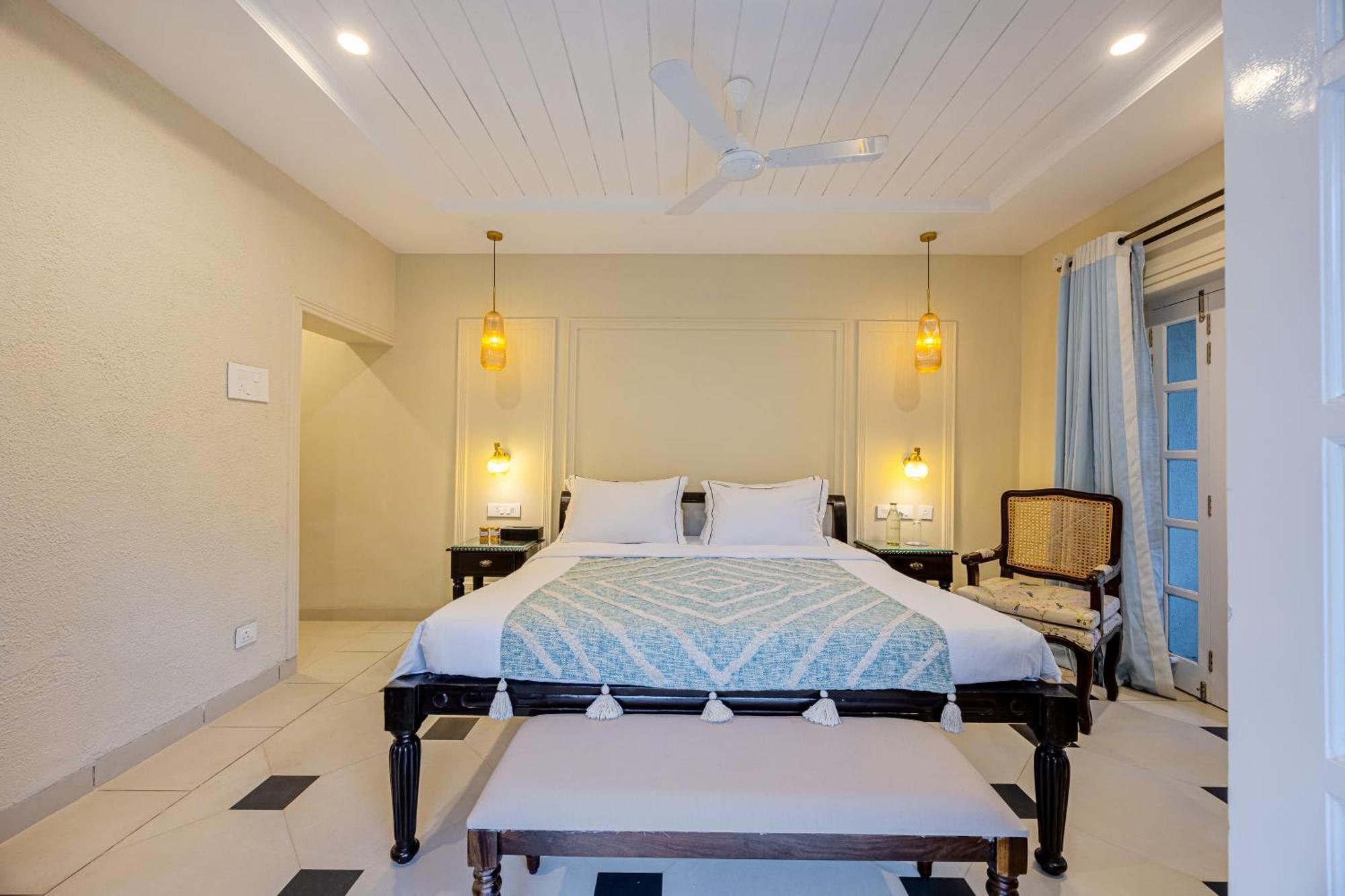 Elivaas 4 Bhk Villa Near Beach With Private Pool & Bar - Casa Boa Vida Candolim Buitenkant foto