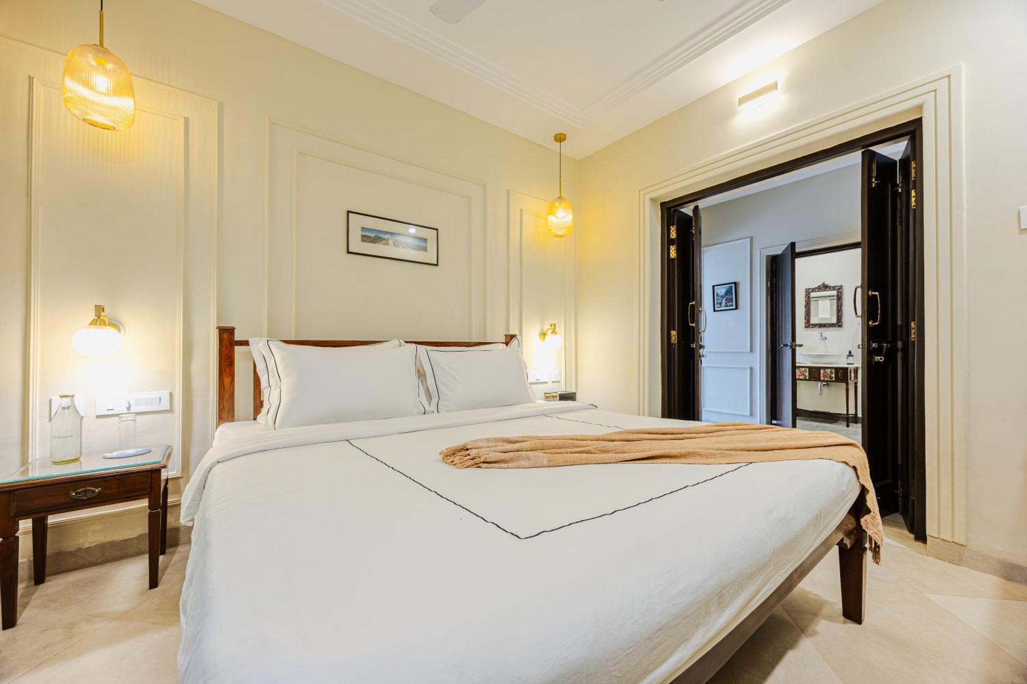Elivaas 4 Bhk Villa Near Beach With Private Pool & Bar - Casa Boa Vida Candolim Buitenkant foto