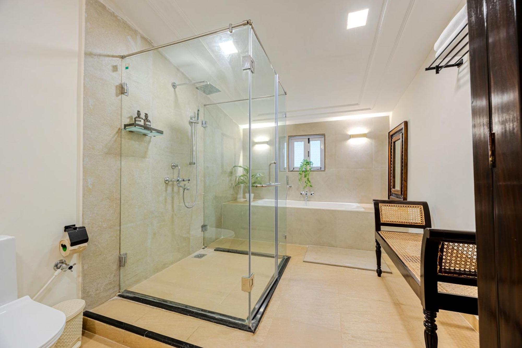 Elivaas 4 Bhk Villa Near Beach With Private Pool & Bar - Casa Boa Vida Candolim Buitenkant foto
