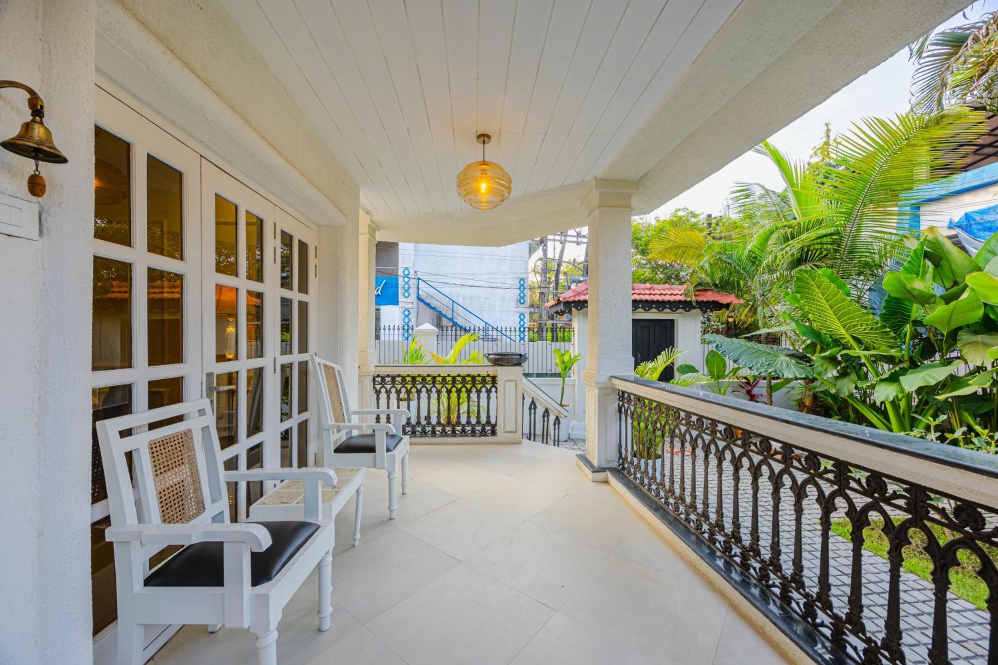 Elivaas 4 Bhk Villa Near Beach With Private Pool & Bar - Casa Boa Vida Candolim Buitenkant foto