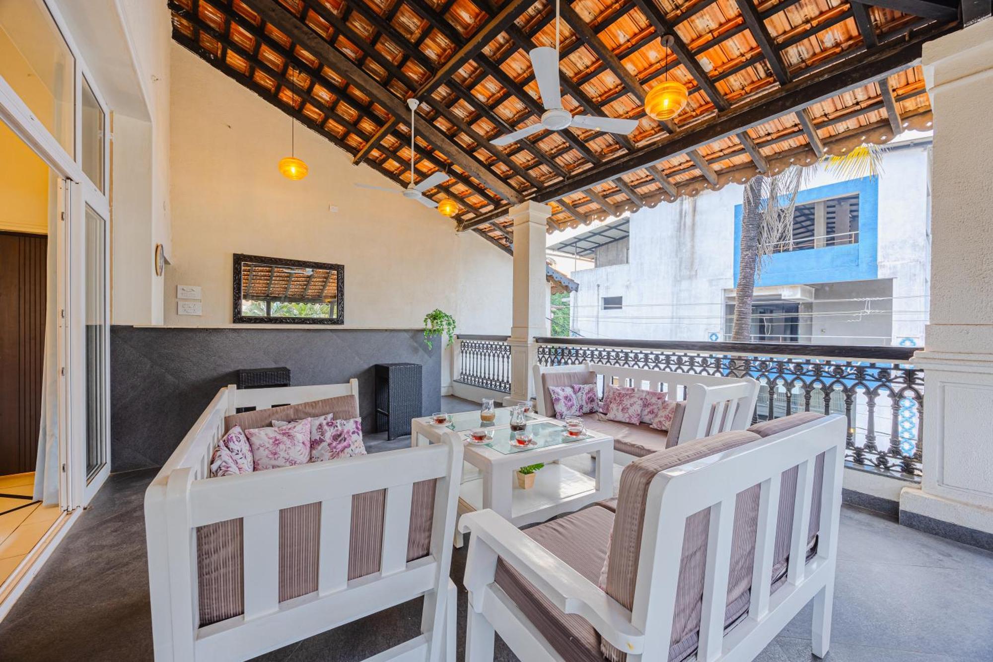 Elivaas 4 Bhk Villa Near Beach With Private Pool & Bar - Casa Boa Vida Candolim Buitenkant foto