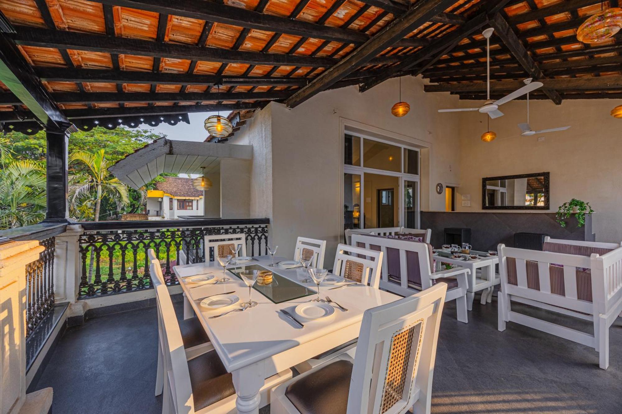 Elivaas 4 Bhk Villa Near Beach With Private Pool & Bar - Casa Boa Vida Candolim Buitenkant foto