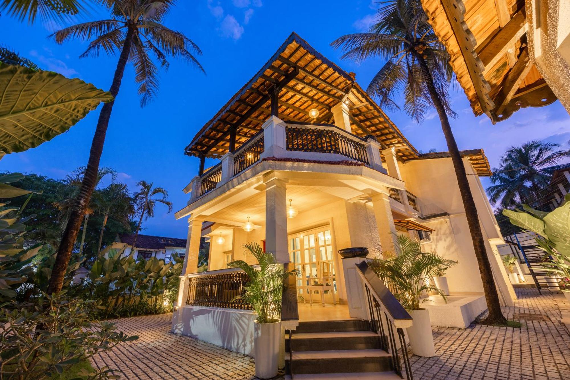 Elivaas 4 Bhk Villa Near Beach With Private Pool & Bar - Casa Boa Vida Candolim Buitenkant foto