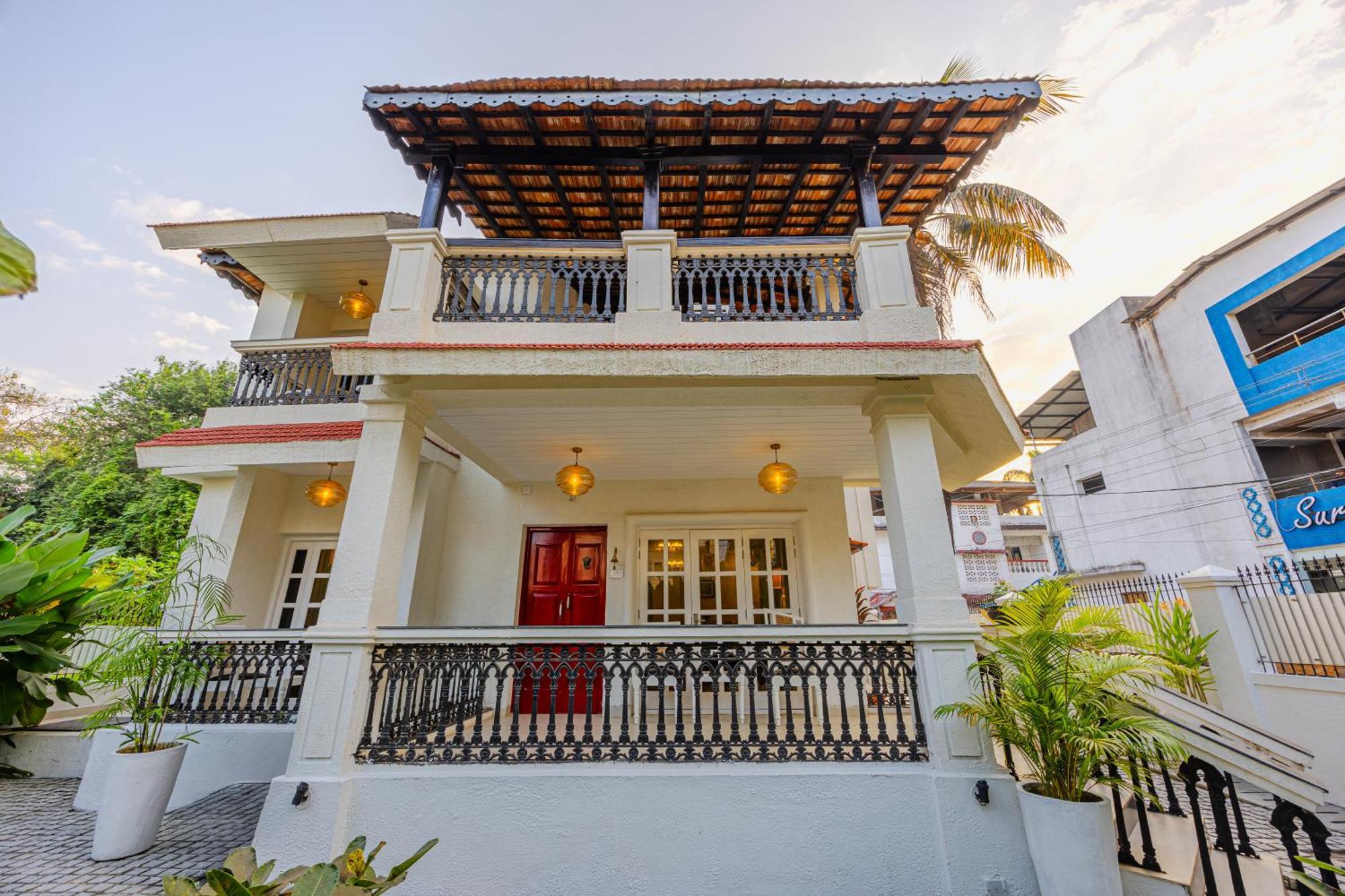 Elivaas 4 Bhk Villa Near Beach With Private Pool & Bar - Casa Boa Vida Candolim Buitenkant foto